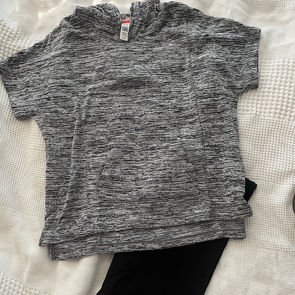 Girls Athleta active wear hoodie. Worn a few times. No stains, rips or tares.